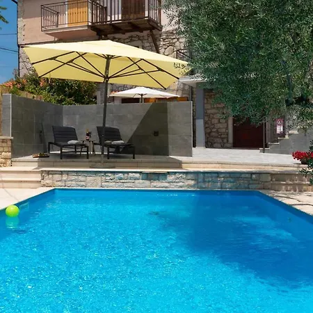 בית נופש Karolina